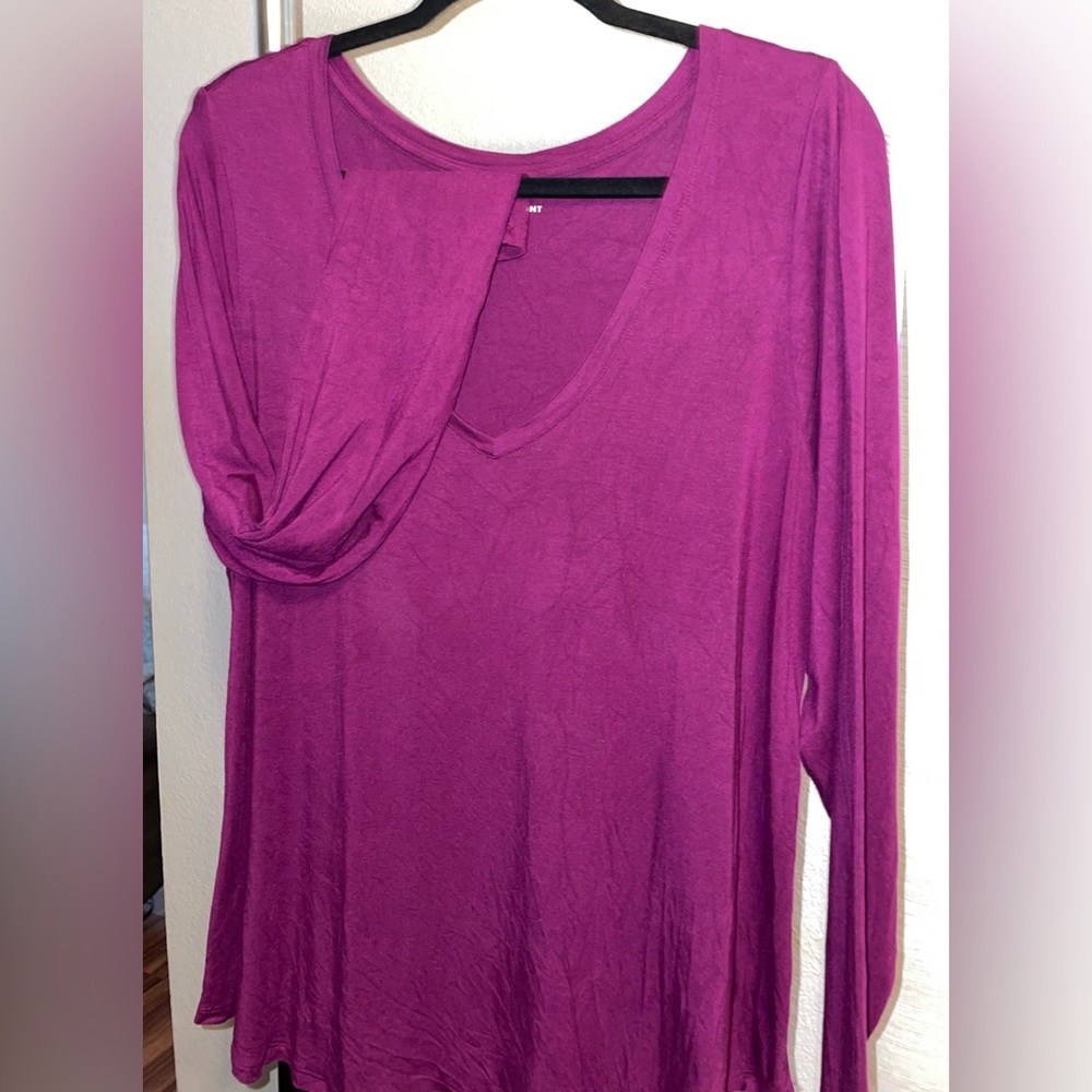 Lane Bryant Magenta Long Sleeve V-Neck Top